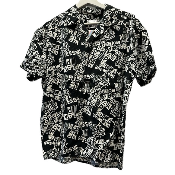 NEW TARGET Pride Word Men’s UNISEX button down Shirt • Your Story Matters - Picture 1 of 3